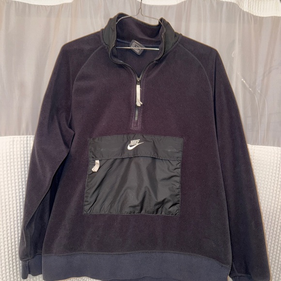 Nike Black Quarter-Zip Pullover Fleece - Picture 1 of 3
